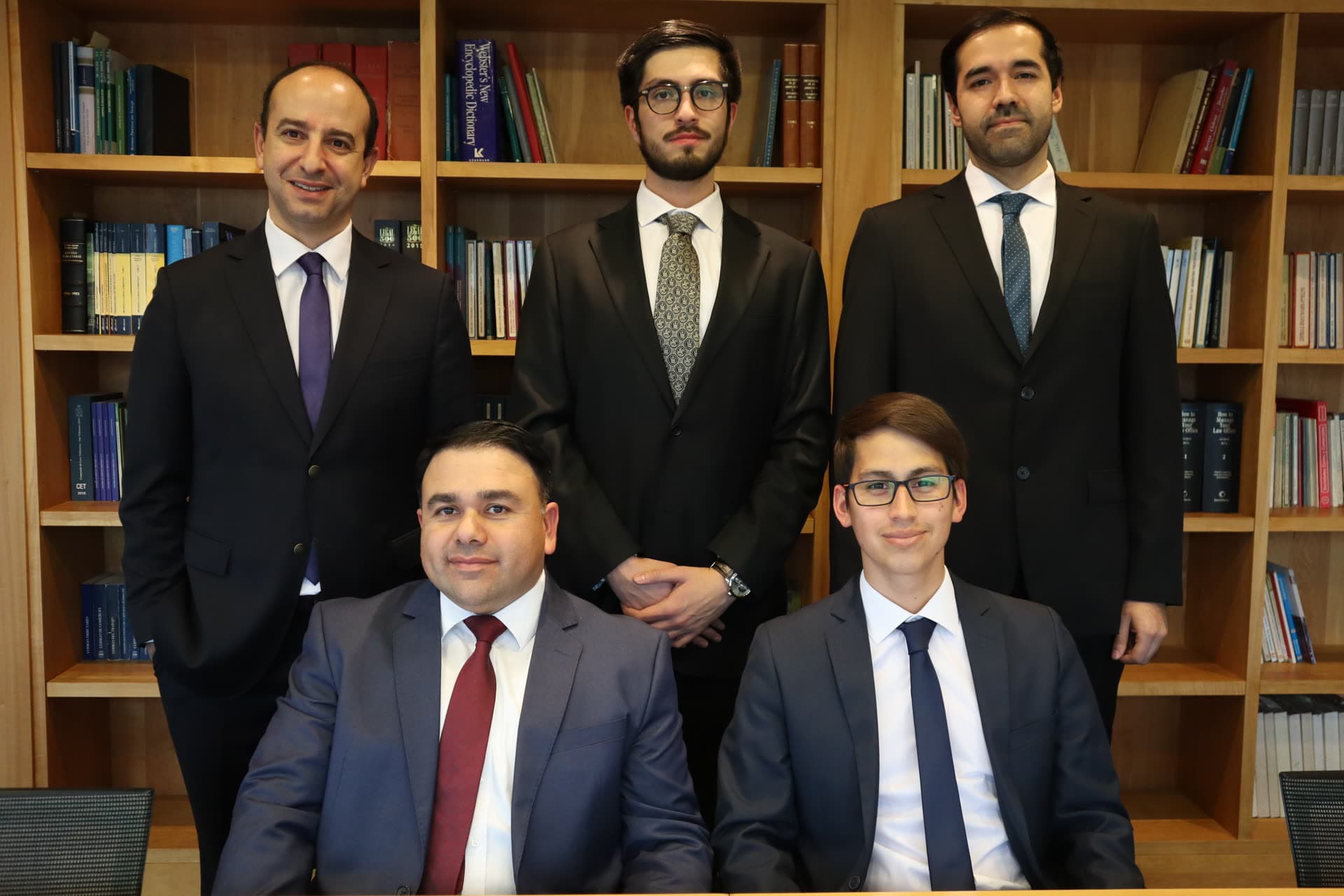 Equipo de Abuid Tax & Legal